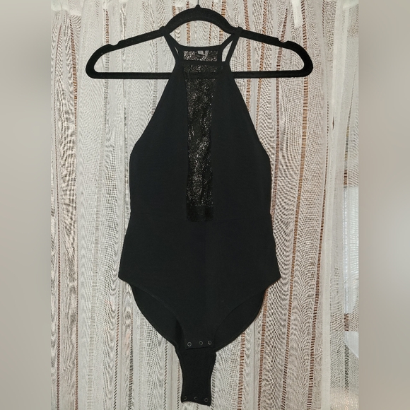 Black Lace Center Body Suit - Picture 1 of 5